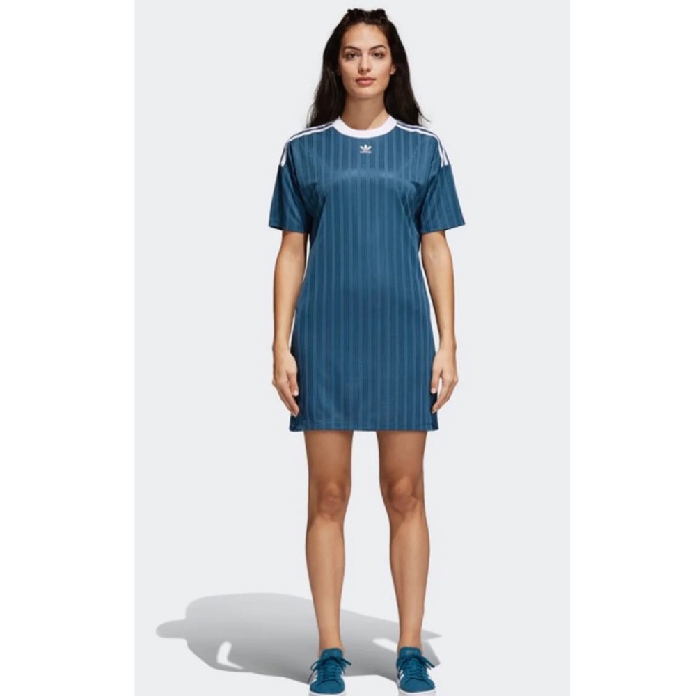 adidas NWT Trefoil Dress Sold Out